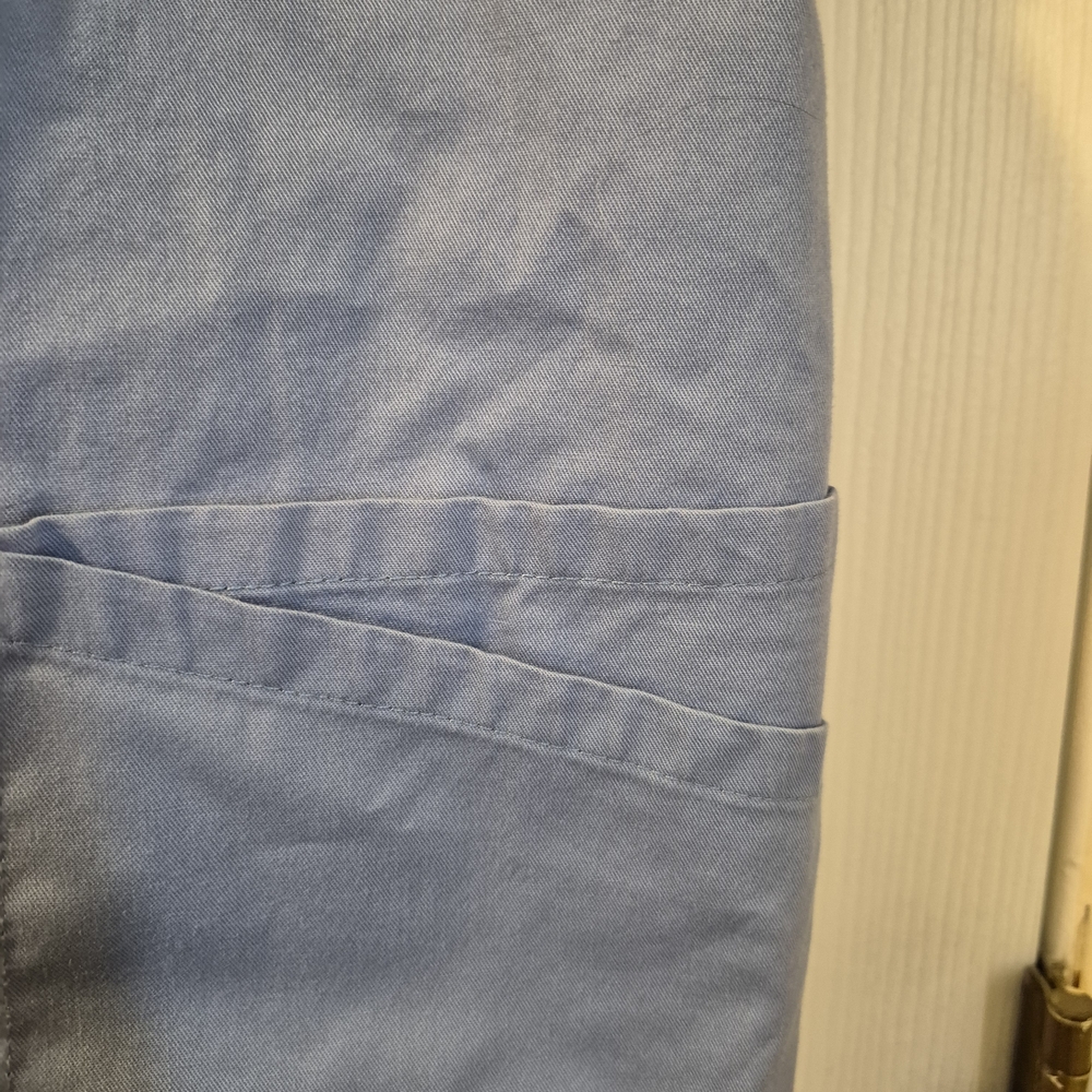 Butter-Soft Stretch Blue Scrub Set - Picture 5 of 10